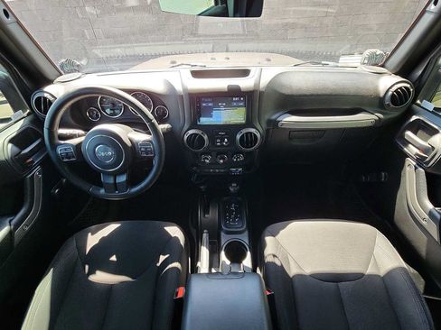Used 2018 Jeep Wrangler Unlimited Sport w/ Connectivity Group AWD/4WD image 14