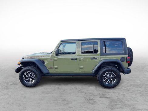 Used 2026 Jeep Wrangler Unlimited Rubicon AWD/4WD image 2