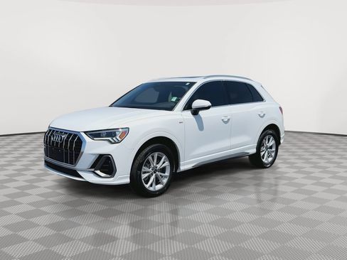 Used 2025 Audi Q3 2.0T Premium AWD/4WD image 4