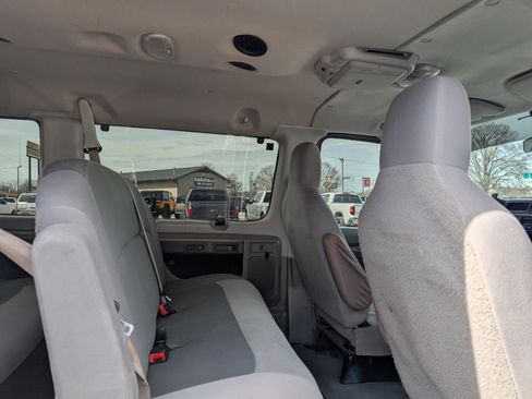 Used 2011 Ford E-350 and Econoline 350 XLT image 20