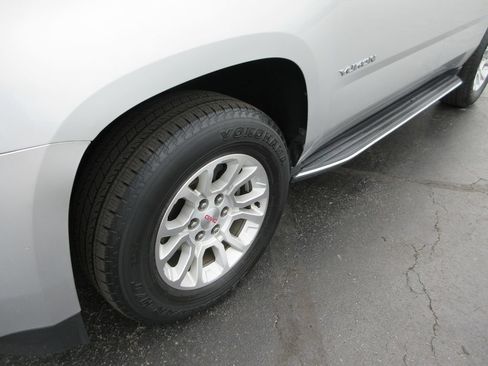 Used 2018 GMC Yukon SLT AWD/4WD image 13