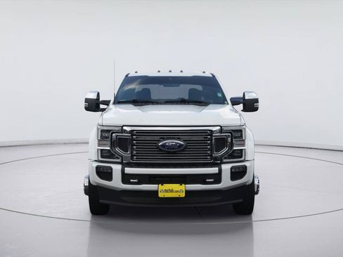 Used 2022 Ford F450 Platinum w/ FX4 Off-Road Package AWD/4WD image 3