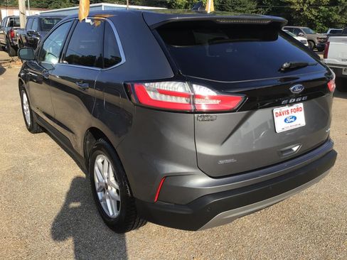 Used 2024 Ford Edge SEL AWD/4WD image 14