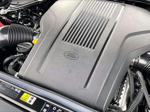 New 2026 Land Rover Range Rover Sport Dynamic SE AWD/4WD image 13