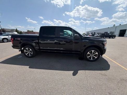Used 2019 Ford F150 XL w/ Equipment Group 101A Mid AWD/4WD image 4