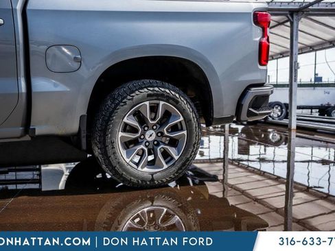Used 2021 Chevrolet Silverado 1500 RST AWD/4WD image 32