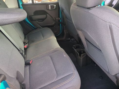 Used 2024 Jeep Wrangler Sport image 22