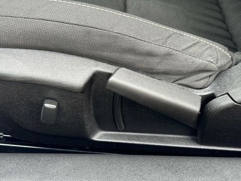 Used 2015 Chevrolet Camaro LS image 28