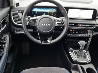 Used 2024 Kia Seltos S AWD/4WD video 2