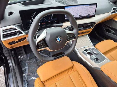 Certified 2025 BMW 330i xDrive Sedan w/ Premium Package AWD/4WD image 11