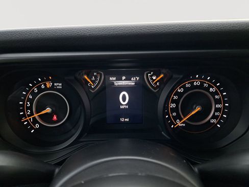 New 2025 Jeep Gladiator Sport image 21