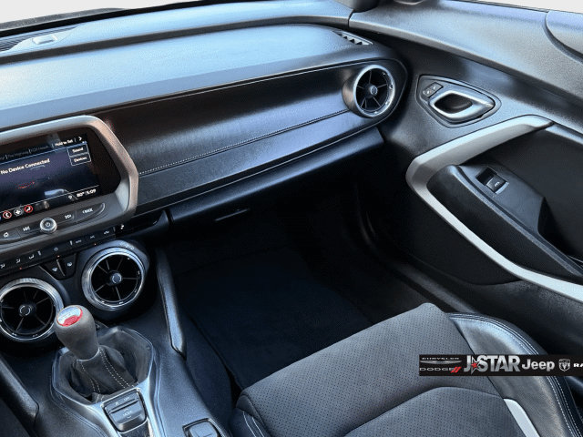 Used 2019 Chevrolet Camaro SS RWD image 17
