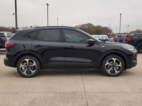 New 2026 Ford Escape ST-Line Select w/ Tech Pack #1 AWD/4WD image 7