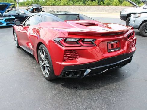 Used 2023 Chevrolet Corvette Stingray Premium Conv w/ Z51 Performance Package RWD image 19