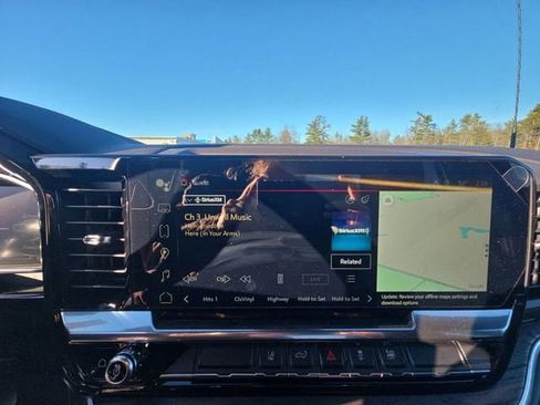 New 2026 GMC Sierra 2500 SLT image 13