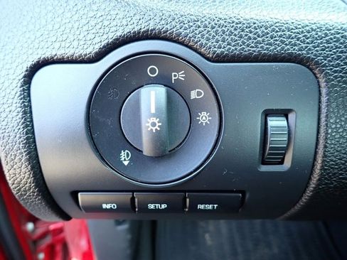 Used 2010 Ford Mustang GT Premium image 22