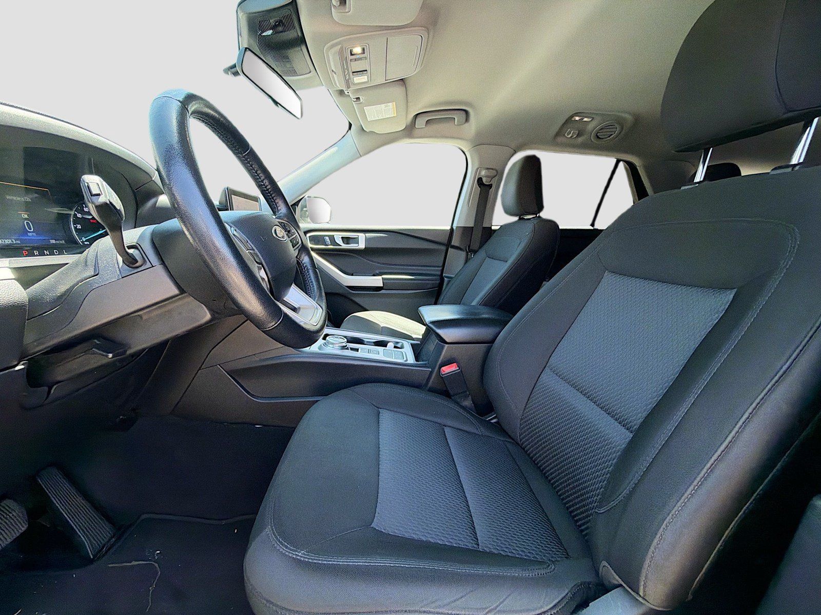 Used 2023 Ford Explorer XLT RWD image 12