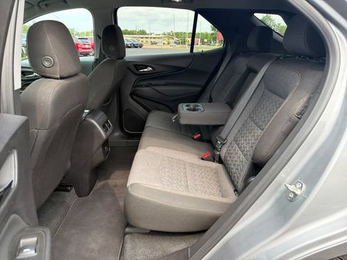 Used 2024 Chevrolet Equinox LT AWD/4WD image 28
