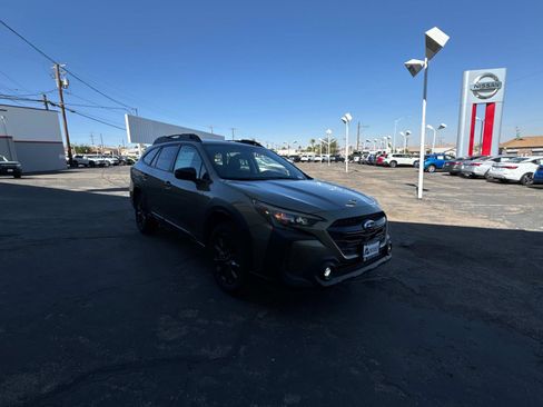 Used 2024 Subaru Outback Onyx Edition image 3