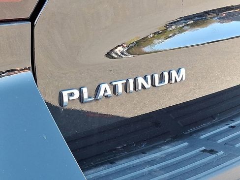 Certified 2024 Ford Expedition Platinum image 31