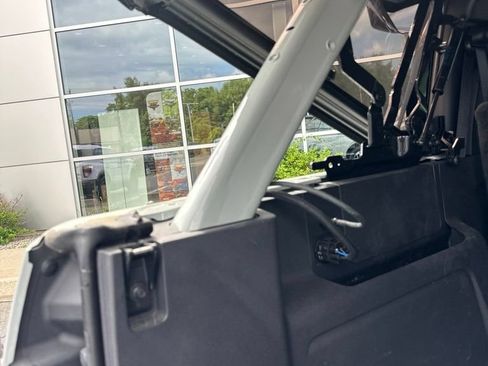 Used 2023 Ford Bronco Outer Banks AWD/4WD image 8