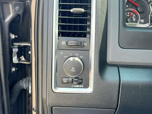 Used 2018 RAM 1500 Outdoorsman image 14