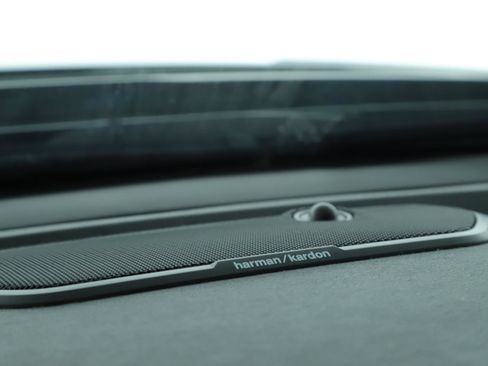 Used 2024 RAM 1500 Laramie image 18