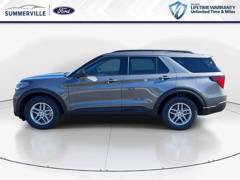 New 2026 Ford Explorer Active RWD image 8