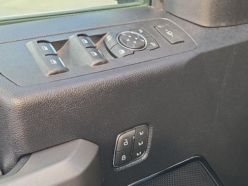 Certified 2020 Ford F250 Platinum w/ Tremor Off-Road Package image 16