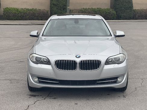 Used 2011 BMW 535i Sedan RWD image 2