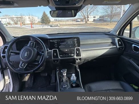 Used 2021 Kia Sorento S w/ Panoramic Sunroof Package image 3