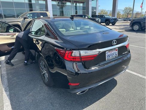 Used 2016 Lexus ES 350 image 4
