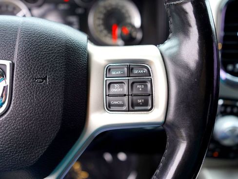 Used 2015 RAM 1500 Laramie w/ Convenience Group image 13