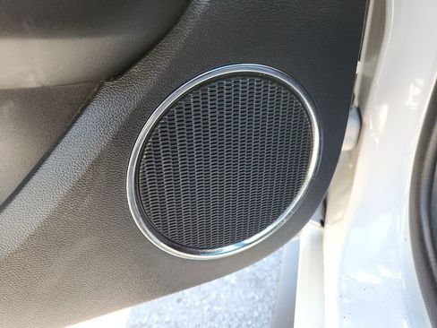 Used 2020 Ford Mustang Premium image 17