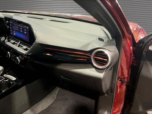 Certified 2025 Chevrolet Trax RS w/ Driver Confidence Package FWD image 25