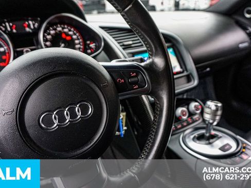 Used 2011 Audi R8 V10 image 34
