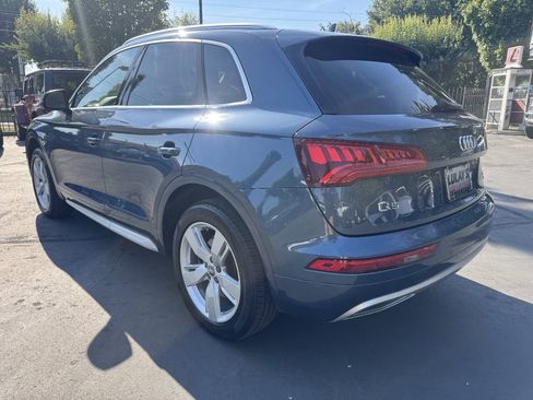 Used 2018 Audi Q5 2.0T Premium Plus w/ Premium Plus Package AWD/4WD image 2