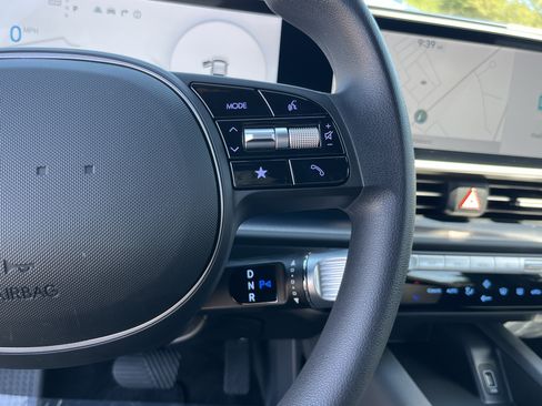 Certified 2025 Hyundai Ioniq 6 SE RWD image 20