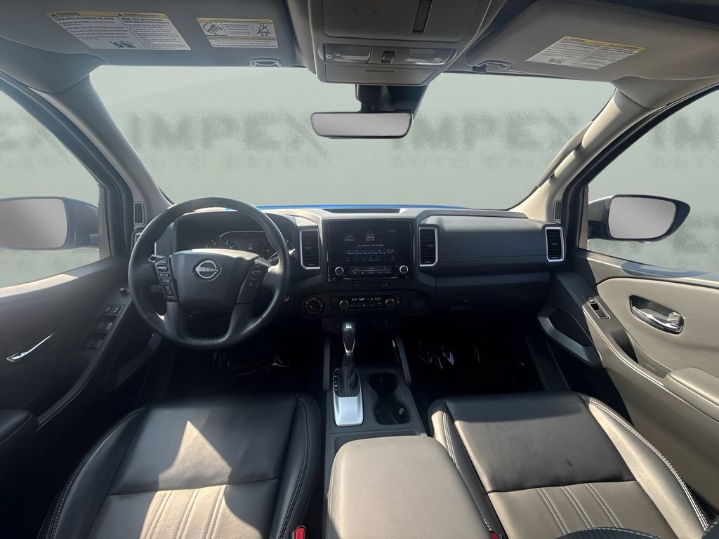 Used 2024 Nissan Frontier SL w/ Technology Package AWD/4WD image 12