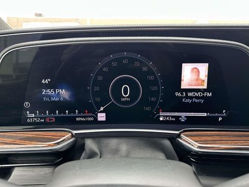 Used 2021 Cadillac Escalade Premium Luxury w/ Driver Assist Tech Package image 44