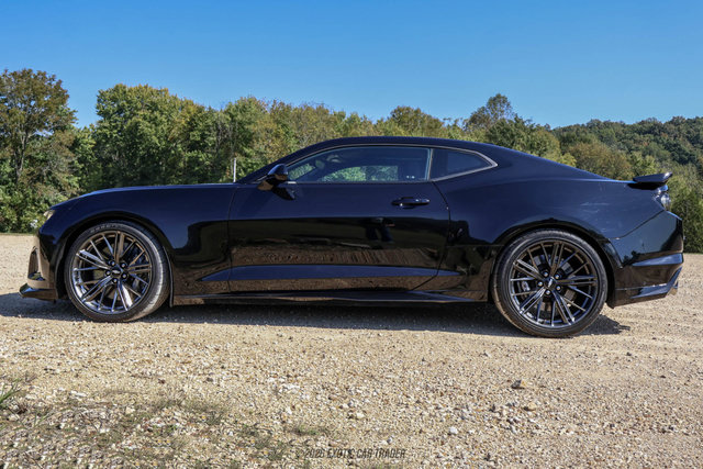 Used 2019 Chevrolet Camaro ZL1 w/ LPO, ZL1 Protection Package RWD image 2