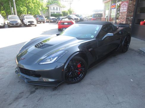 Used 2019 Chevrolet Corvette Z06 w/ Z07 Performance Package RWD image 44
