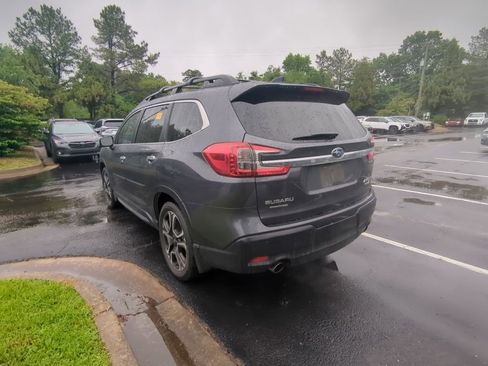 Used 2023 Subaru Ascent Touring AWD/4WD image 5