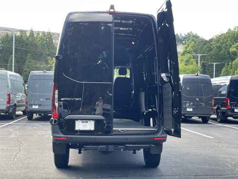 New 2025 Mercedes-Benz Sprinter 2500 image 11