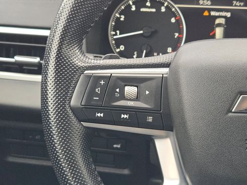 Used 2022 Mitsubishi Outlander SE image 22