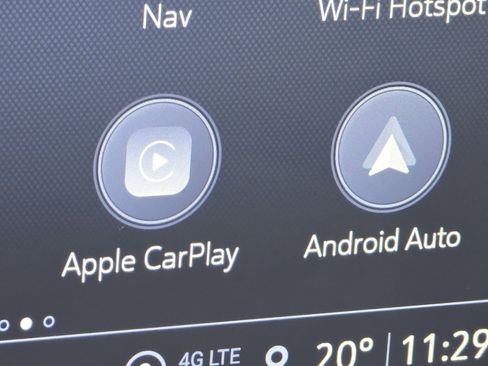 Used 2022 GMC Acadia Denali w/ Denali Technology Package image 5