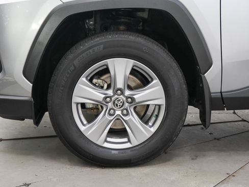 Used 2022 Toyota RAV4 XLE w/ Convenience Package AWD/4WD image 29