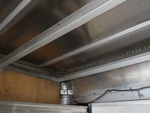 Used 2021 Mercedes-Benz Sprinter 4500 w/ Premium Package image 28