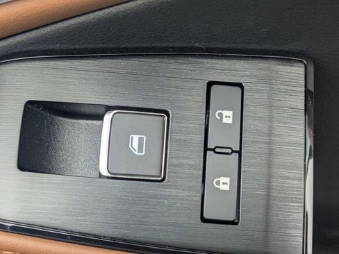 New 2026 Nissan Rogue Platinum image 33