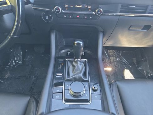 Used 2022 MAZDA MAZDA3 s FWD image 12
